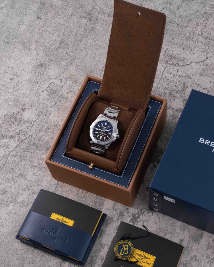 Breitling Avenger II GMT A3239011 2019