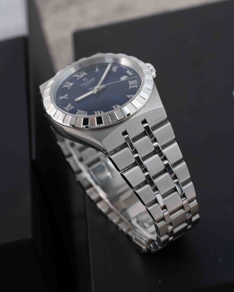 Tudor Royal 28500 2025