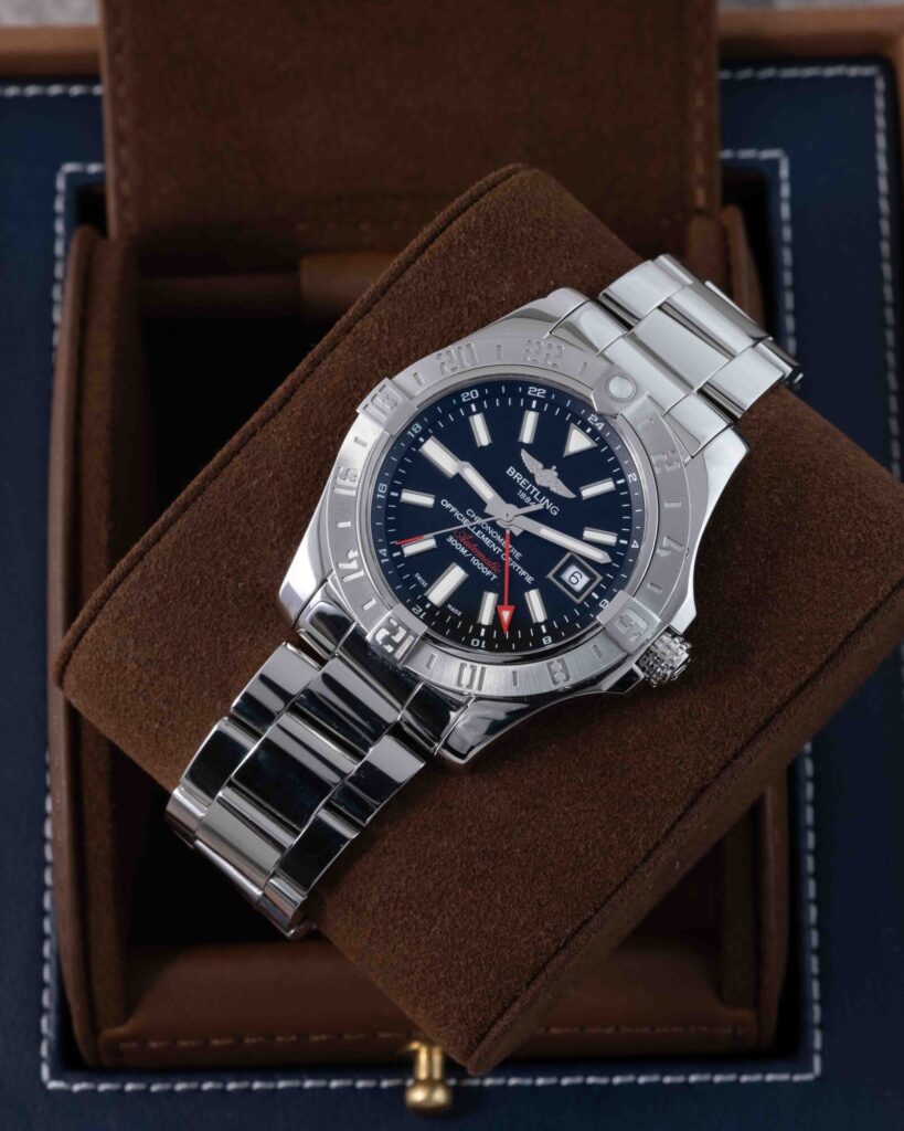 Breitling Avenger II GMT A3239011 2019