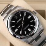 Rolex Oyster Perpetual 124300 2025
