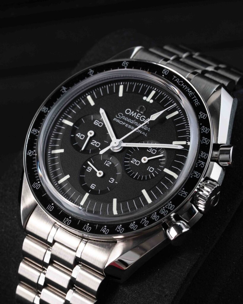 Omega Speedmaster 31030425001002 2023