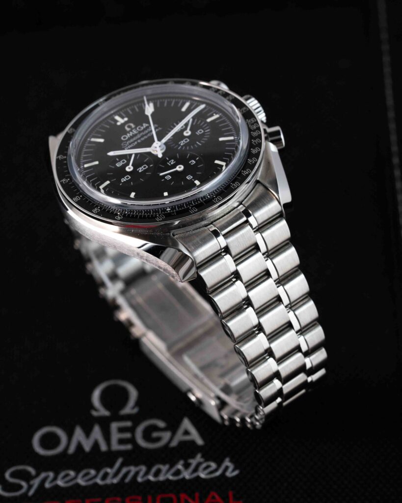 Omega Speedmaster 31030425001002 2023