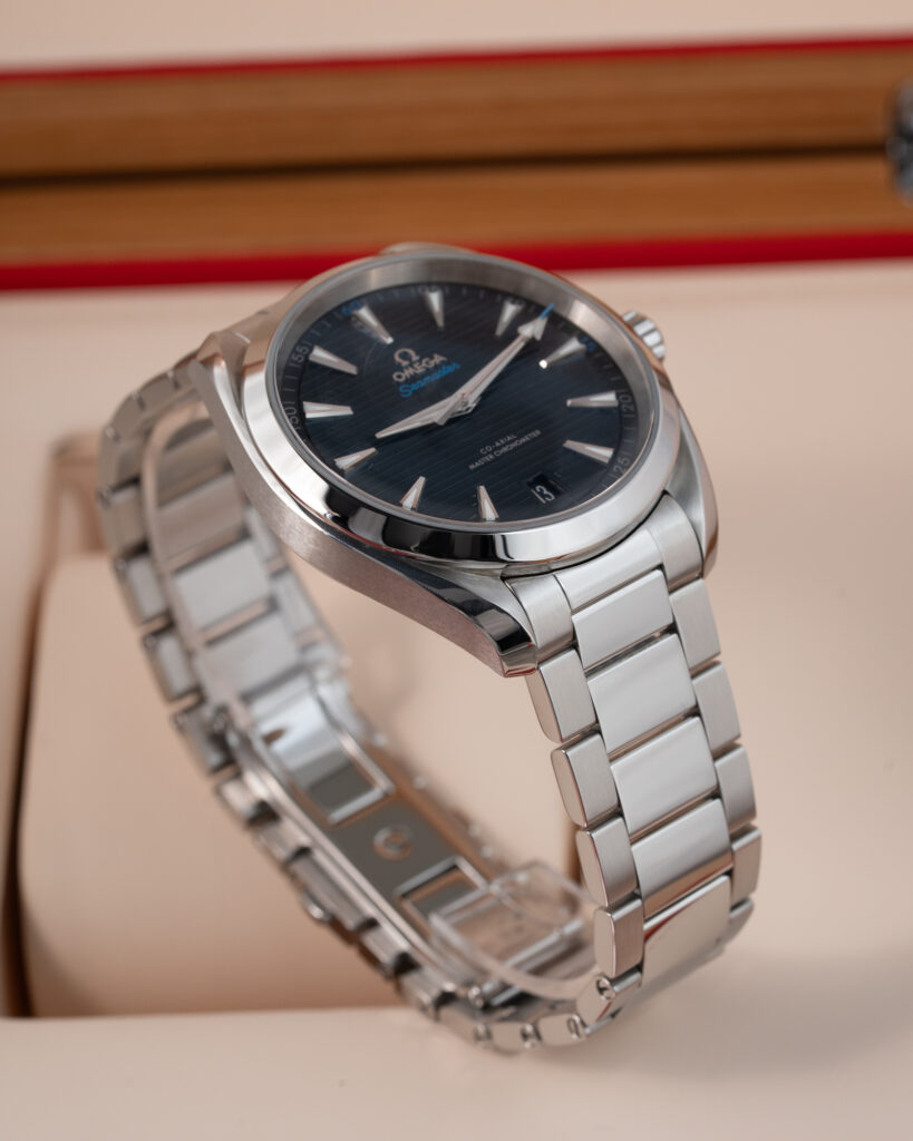 Omega Aqua Terra 220.10.41.2.03.001 2022