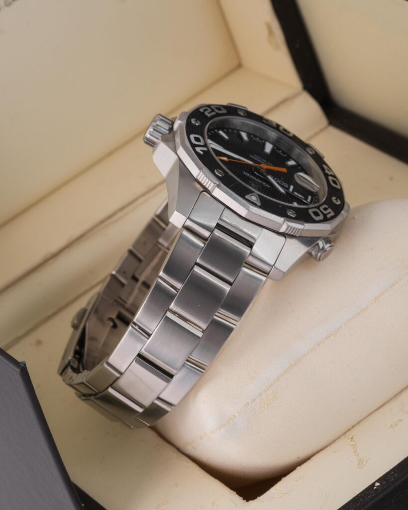 Tag Heuer Aquaracer WAJ1110.BA0870 2011