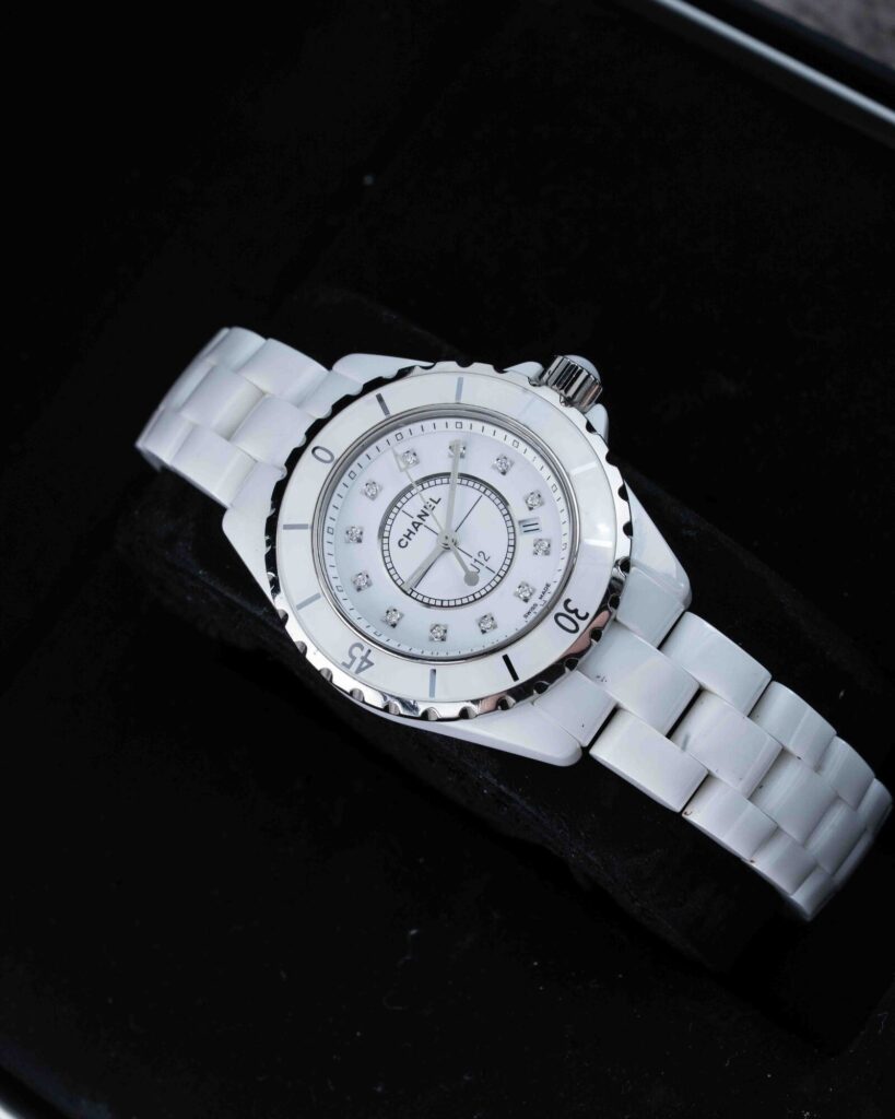 Chanel J12 H1628 2011