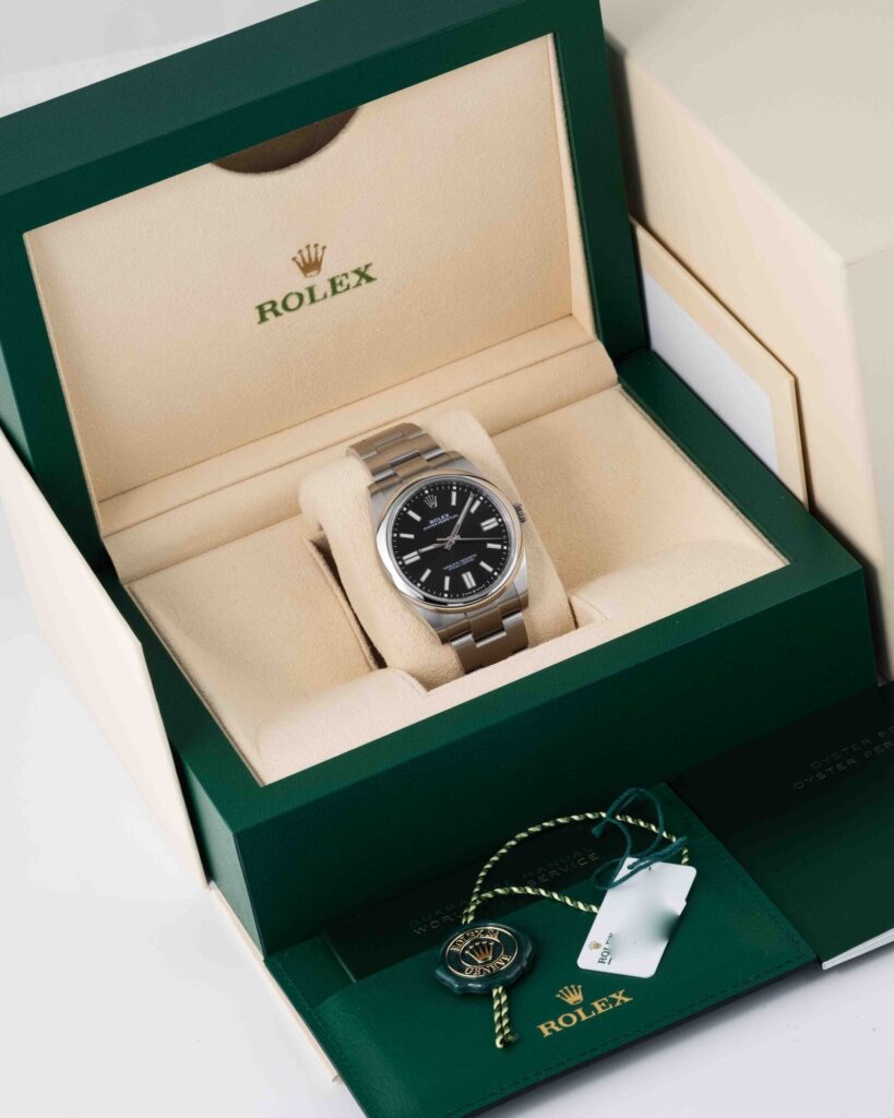 Rolex Oyster Perpetual 124300 2023