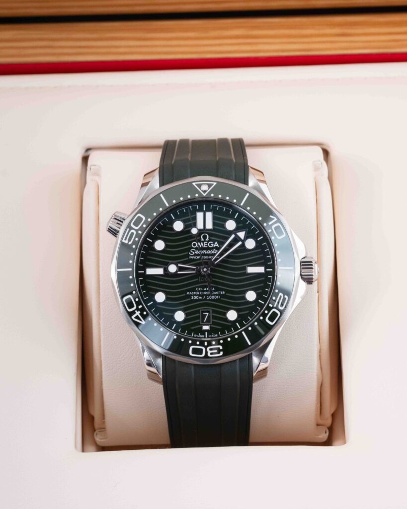 Omega Seamaster Diver 300M  210.32.42.20.10.001 2023