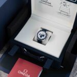 Omega speedmaster 'silver snoopy award' 310.32.42.50.02.001