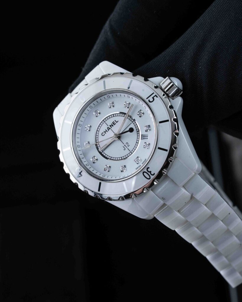 Chanel J12 H1628 2011