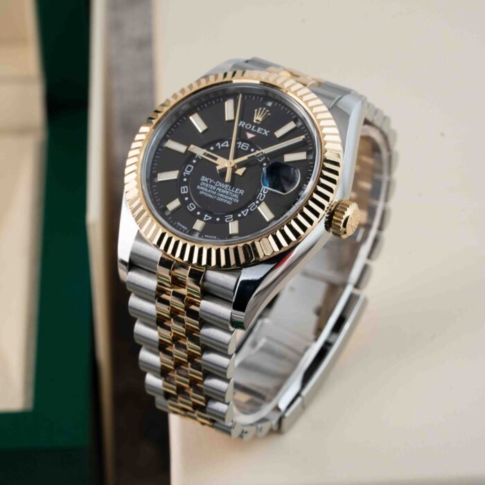 8b690fc1-f1b2-4f03-bd97-9da5d53228c0.jpg