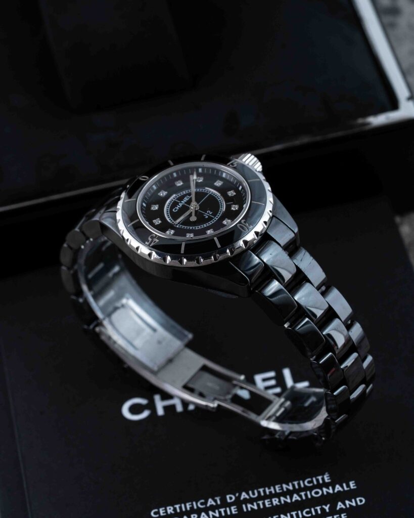 Chanel J12 H1625 2010