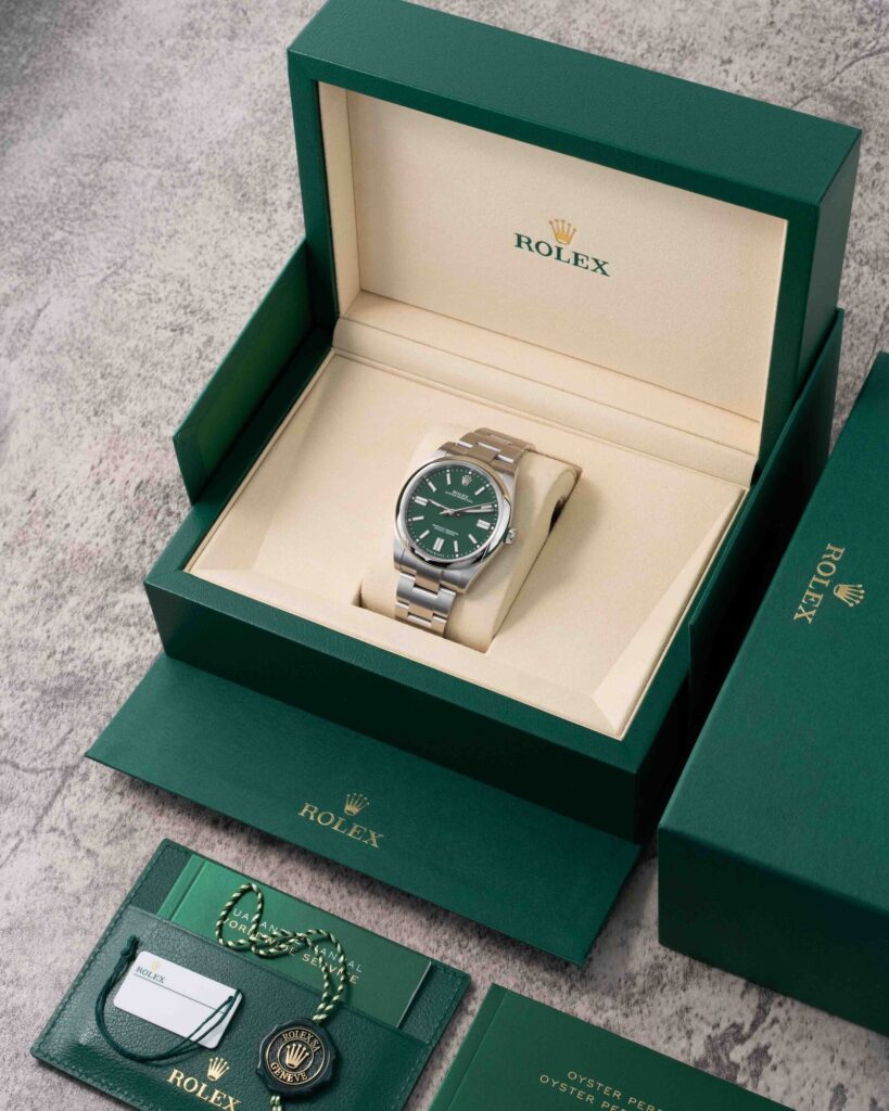 Rolex Oyster Perpetual 124300 2025