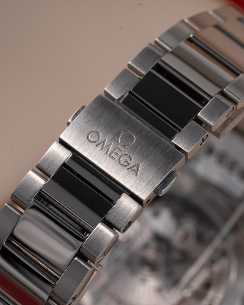 Omega Aqua Terra 220.10.41.2.03.001 2022