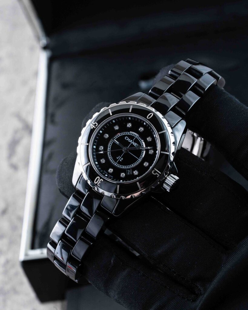 Chanel J12 H1625 2010