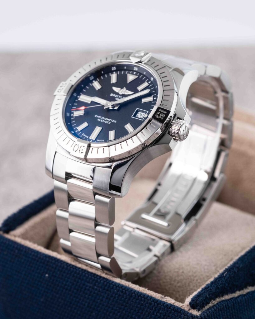 Breitling Avenger Automatic 43 A17318 2023