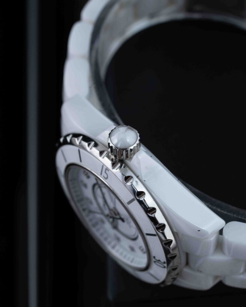 Chanel J12 H1628 2011