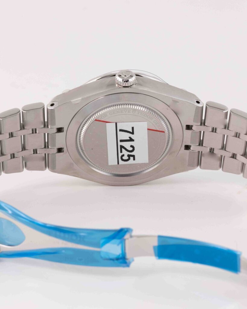 Tudor Royal 28500 2024