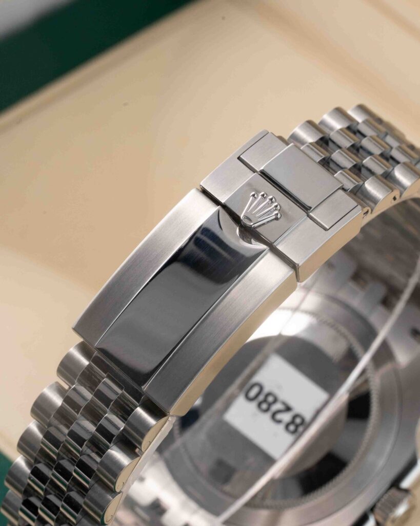 Rolex GMT-Master II 126710BLRO 2019