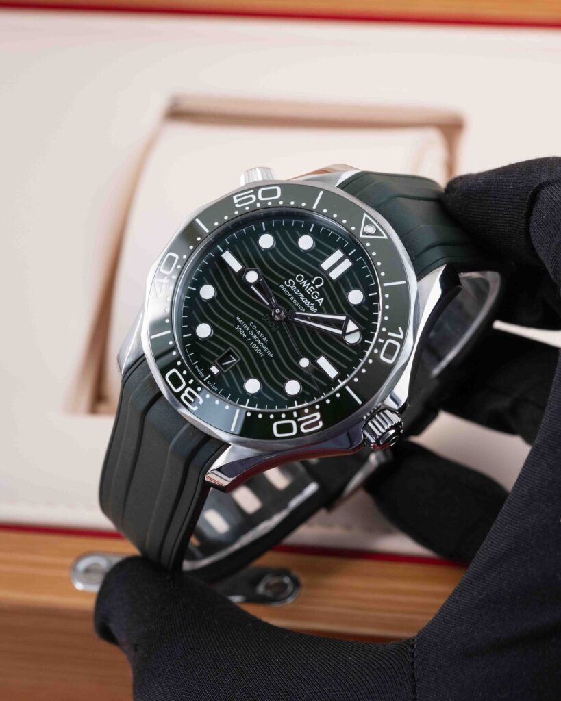 Omega Seamaster Diver 300M  210.32.42.20.10.001 2023
