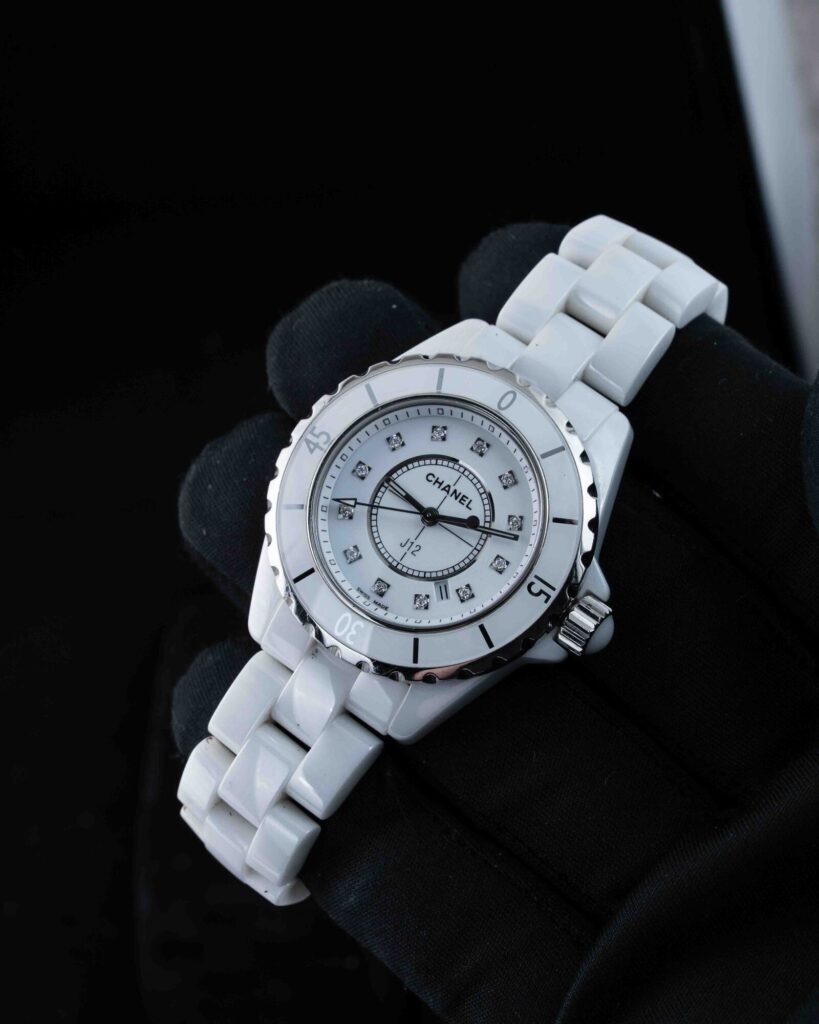 Chanel J12 H1628 2011