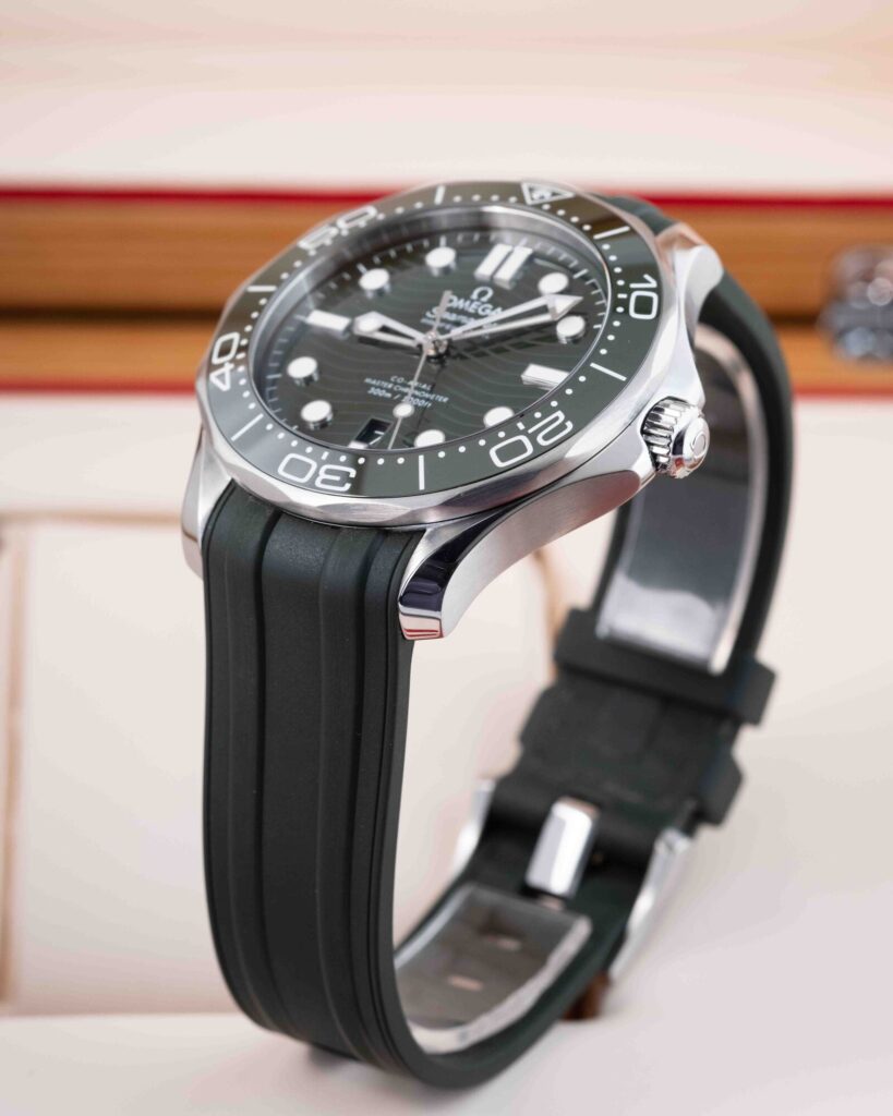 Omega Seamaster Diver 300M  210.32.42.20.10.001 2023