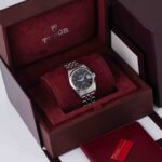 Tudor Prince Date 74000 2006