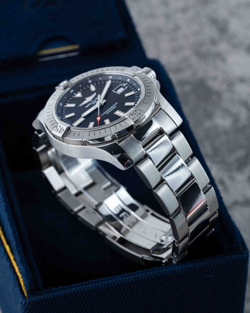 Breitling Avenger Automatic 43 A17318 2022