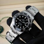 Rolex Submariner 124060 2025