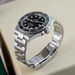 Rolex Submariner 126040 2023