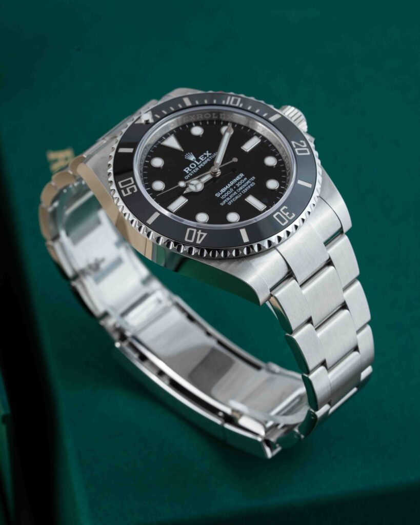 Rolex Submariner 124060 2025