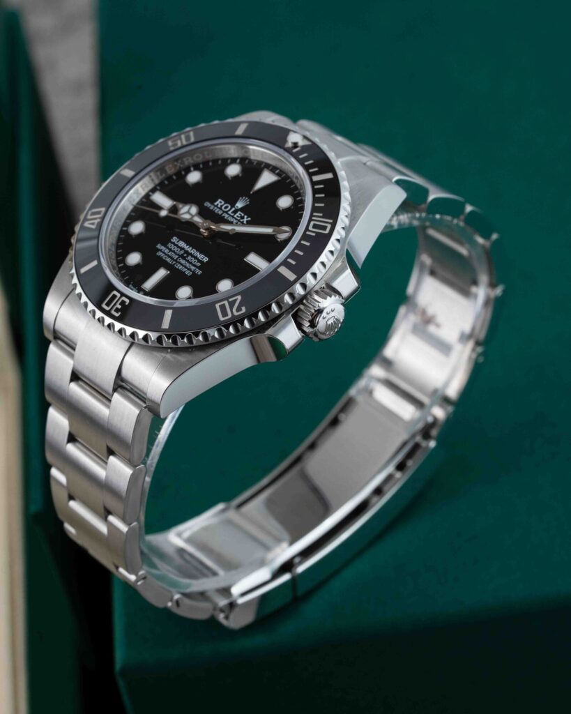 Rolex Submariner 124060 2025
