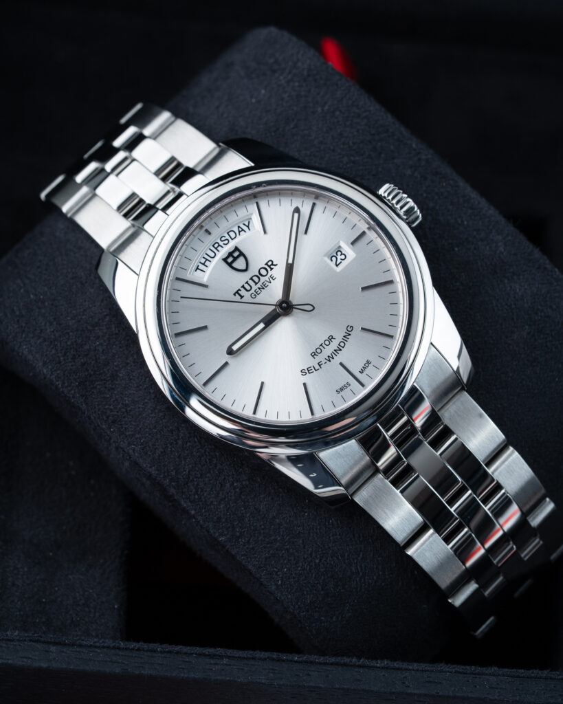 Tudor Glamour Date-Day 56000 2018