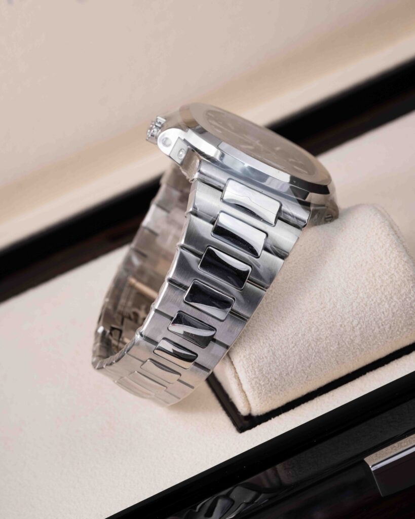 Patek Philippe Nautilus 5726/1A-014 2025