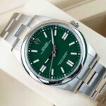Rolex Oyster Perpetual 124300 2025