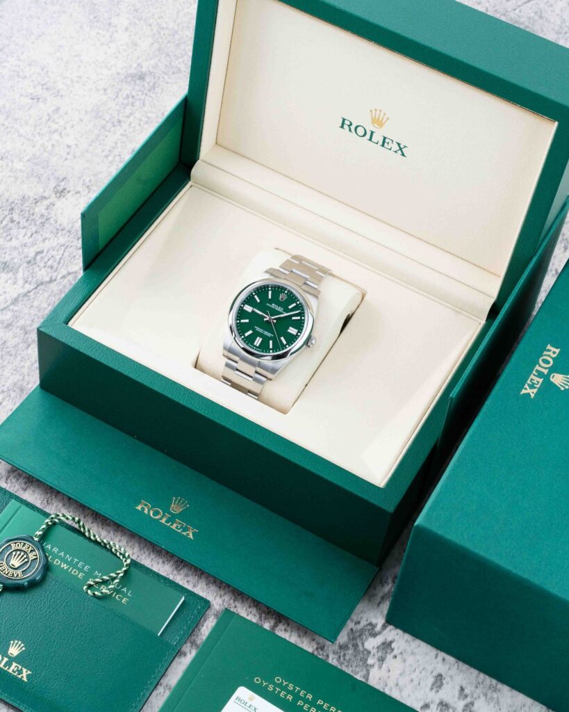 Rolex Oyster Perpetual 124300 2025