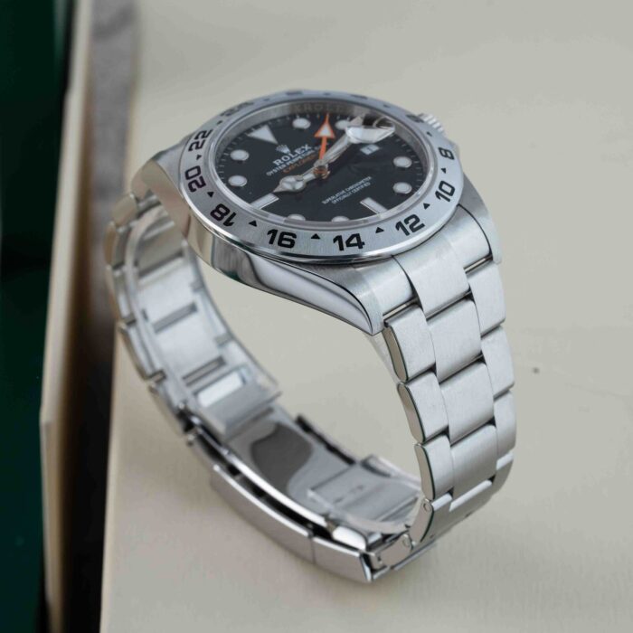 a46bc180-5d99-40ba-8d59-b9d6d7a257db.jpg