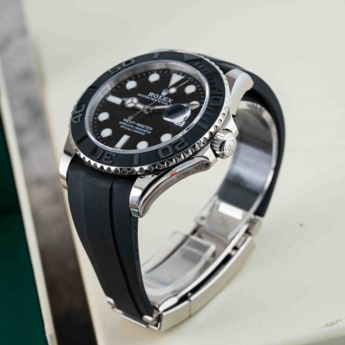 b9520de9-cb0c-4aca-8bef-05477eacfb8a.jpg