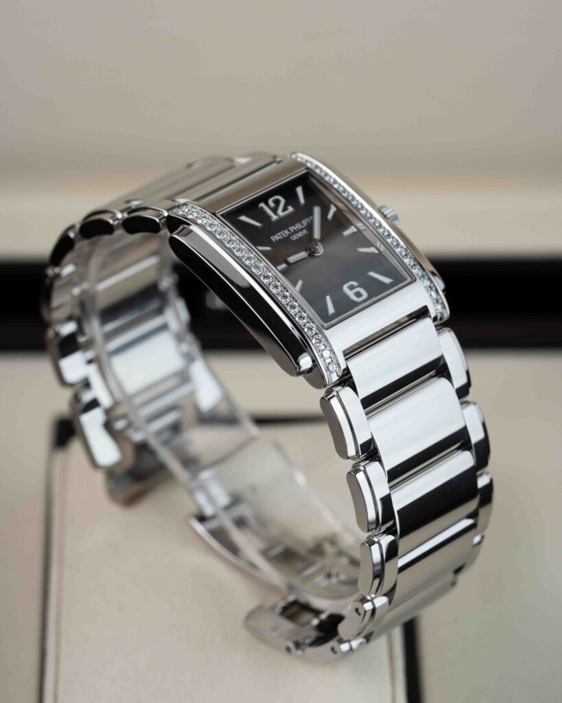 Patek Philippe TWENTY~4 4910/1200A-010 2025