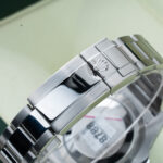 Rolex GMT-Master II 116710LN 2010
