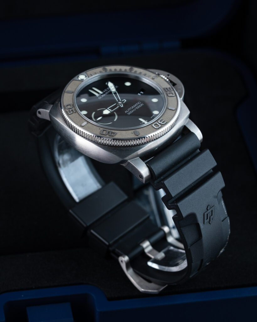 Panerai Submersible Mike Horn PAM00984 2019