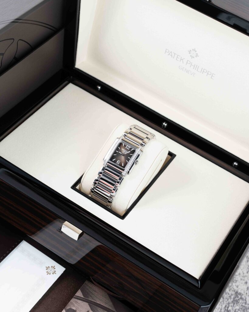 Patek Philippe TWENTY~4 4910/1200A-010 2025
