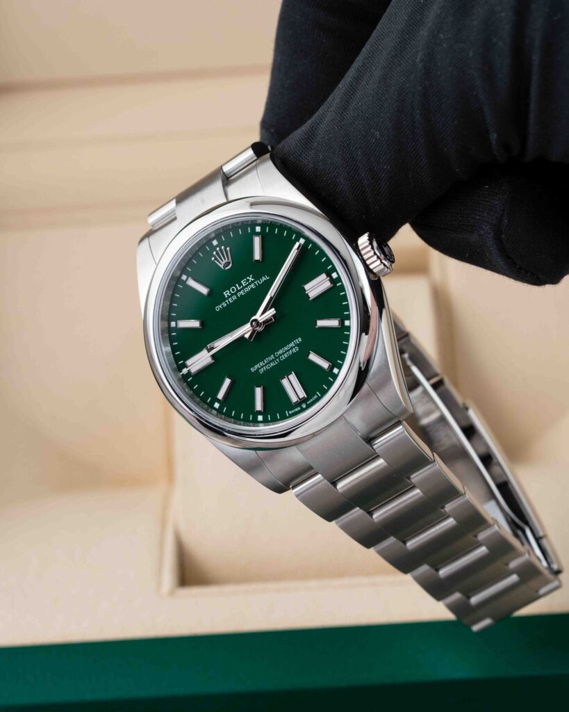 Rolex Oyster Perpetual 134300 2025