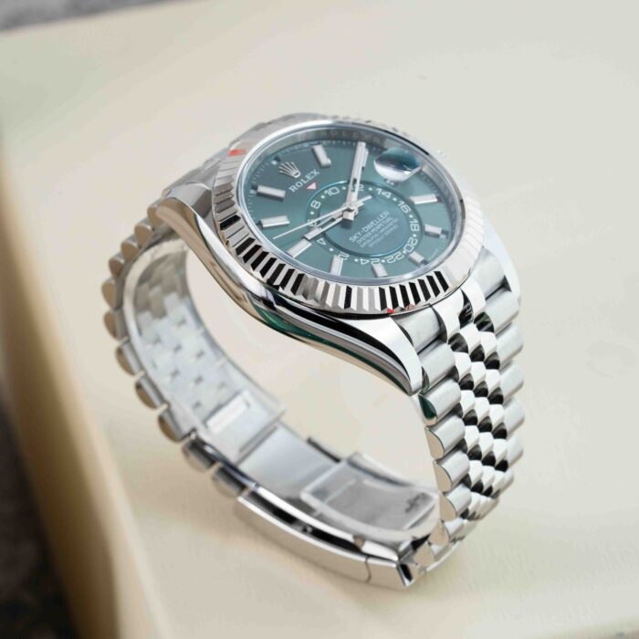 1aefe85d-4a6d-4561-8b4a-3631f9eb6e6c.jpg
