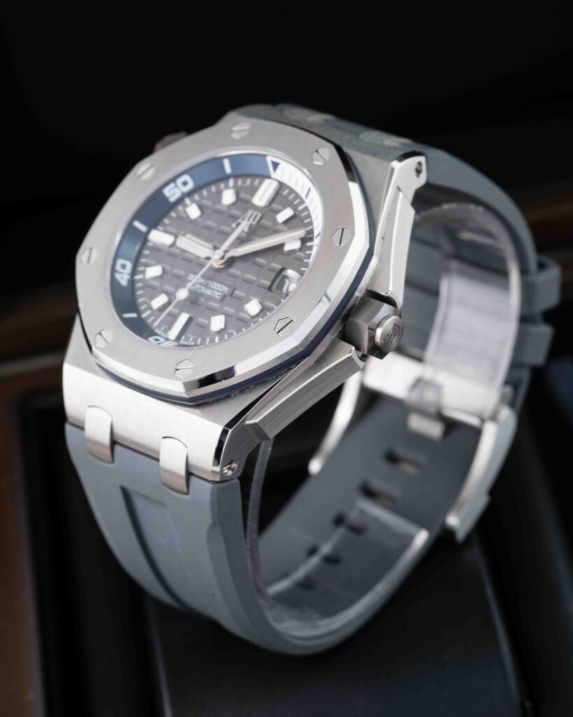 Audemars Piguet Royal Oak Offshore Diver 15720ST.OO.A009CA.01 2023