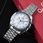 Omega Speedmaster 31030425004001 2024