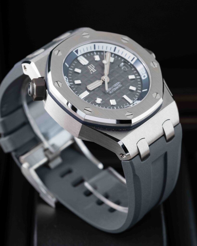 Audemars Piguet Royal Oak Offshore Diver 15720ST.OO.A009CA.01 2023