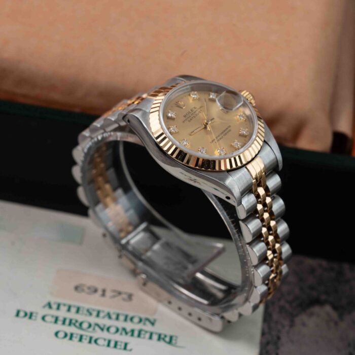 8f87c88b-8cbe-4c20-af55-61c5828b3e4a.jpg