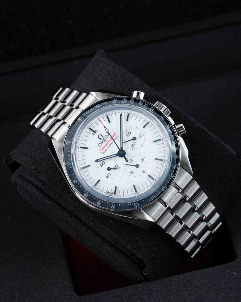 Omega Speedmaster 31030425004001 2024