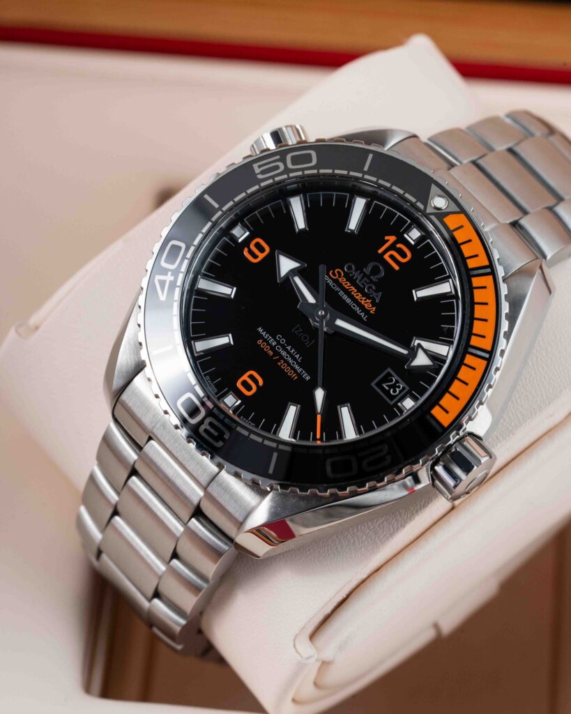 Omega Seamaster Planet Ocean 215.30.44.21.01.002 2024