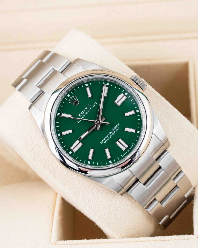 Rolex Oyster Perpetual 134300 2025